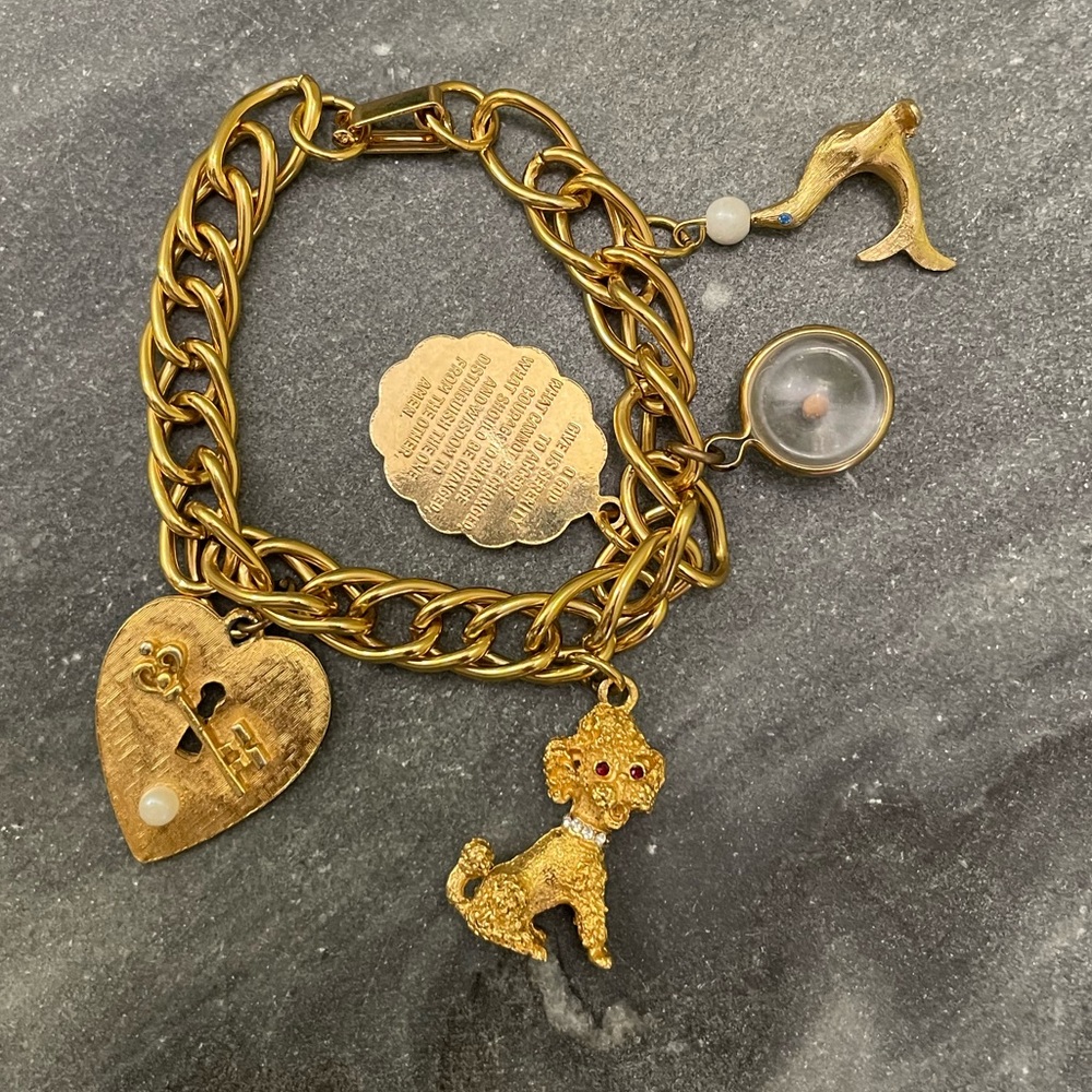 Vintage Gold Charm Bracelet - Picture 8 of 10